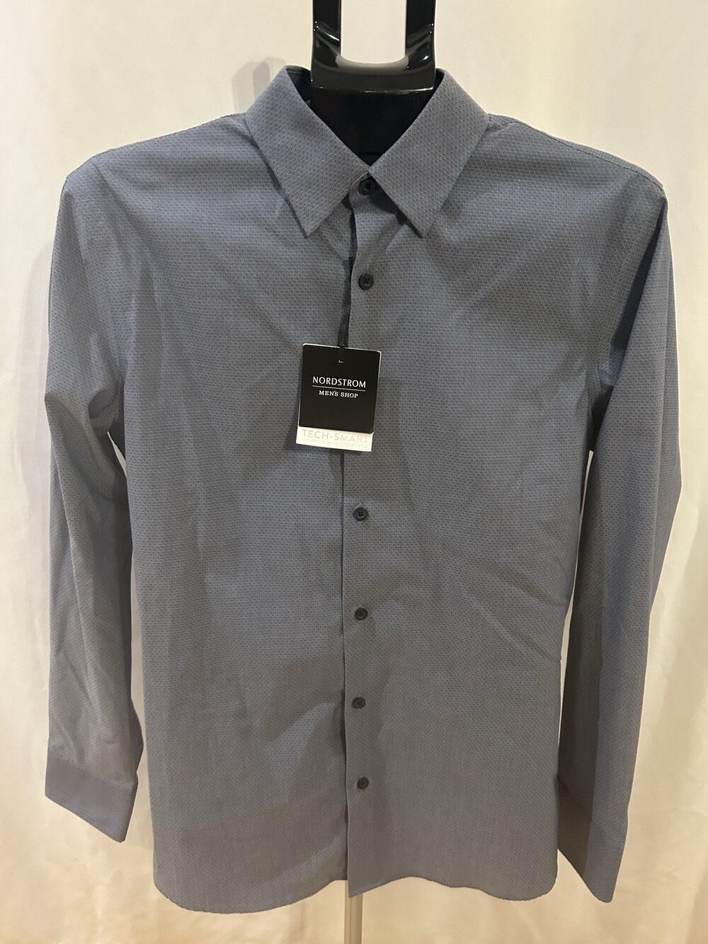 NWT Nordstrom Men's Shop Tech-Smart Blue Button Down size M